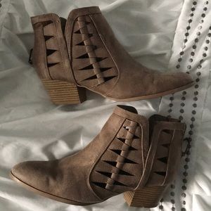 Women’s booties